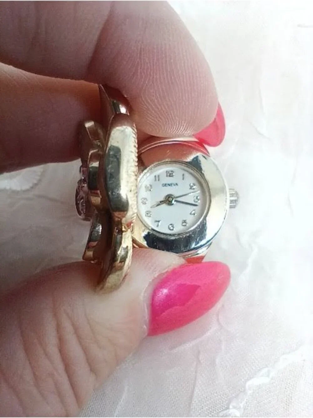 Flower-Shaped Geneva Watch Ring With Rhinestone & Hidden Face - Picture 2 of 5